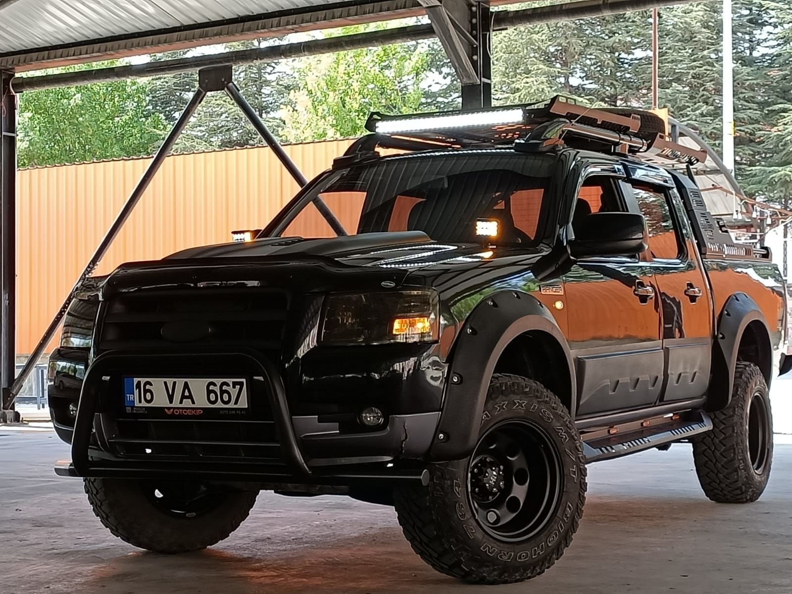 whatsapp-image-2025-03-06-at-11-32-17-1.jpeg Ford Ranger 2011 Ön Koruma Siyah - Görsel 1